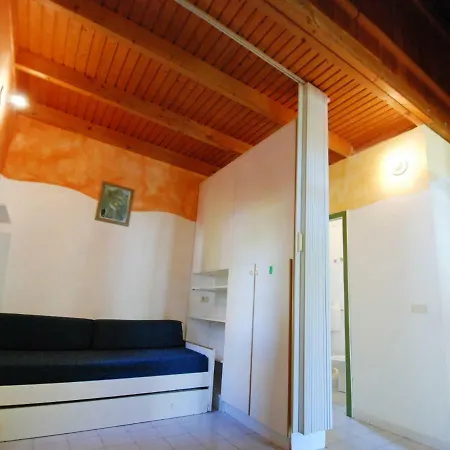 Locazione Turistica Borsetti.11 *
